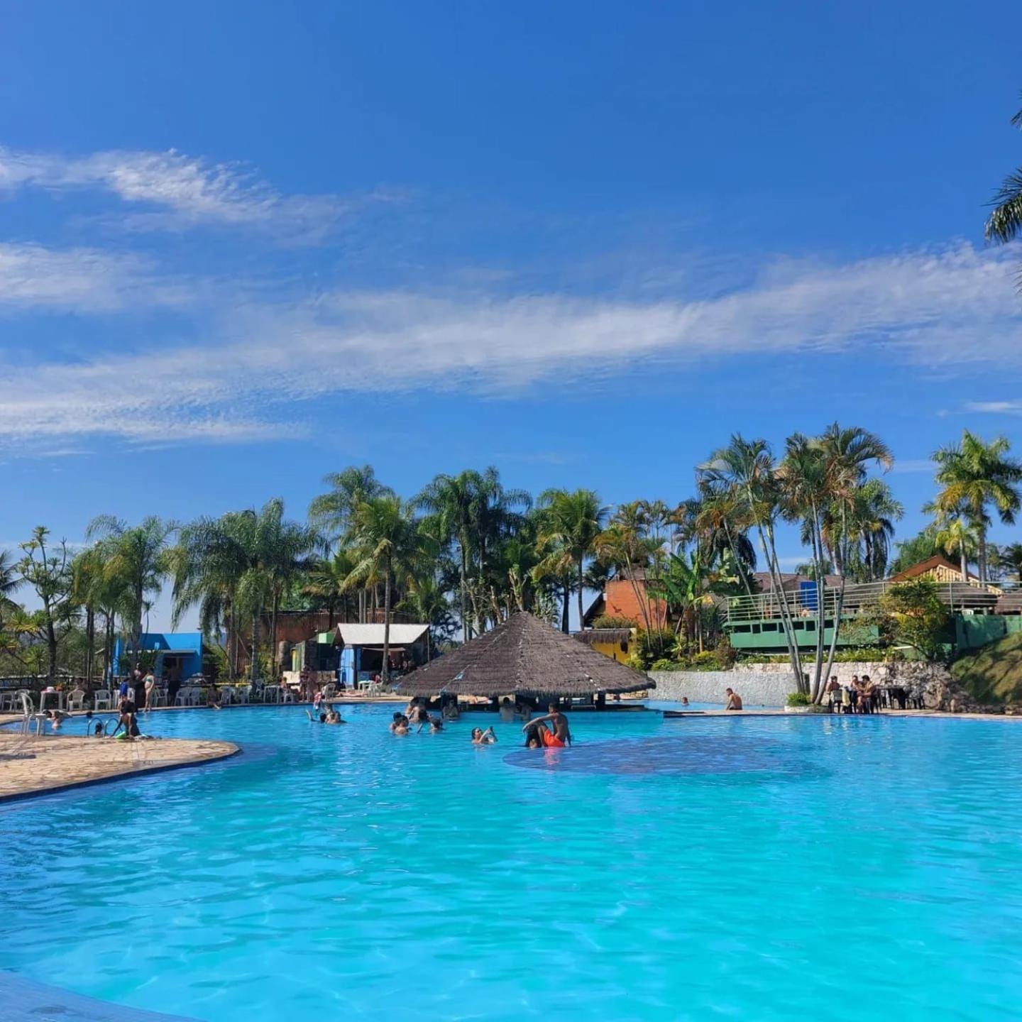 Flat Particular Adeias Das Aguas Park Resort Барра-ду-Пираи Экстерьер фото