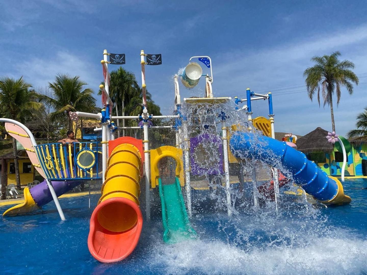 Flat Particular Adeias Das Aguas Park Resort Барра-ду-Пираи Экстерьер фото